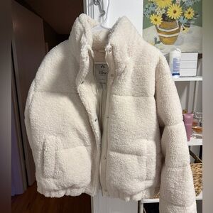 NWOT: ABERCROMBIE sherpa jacket